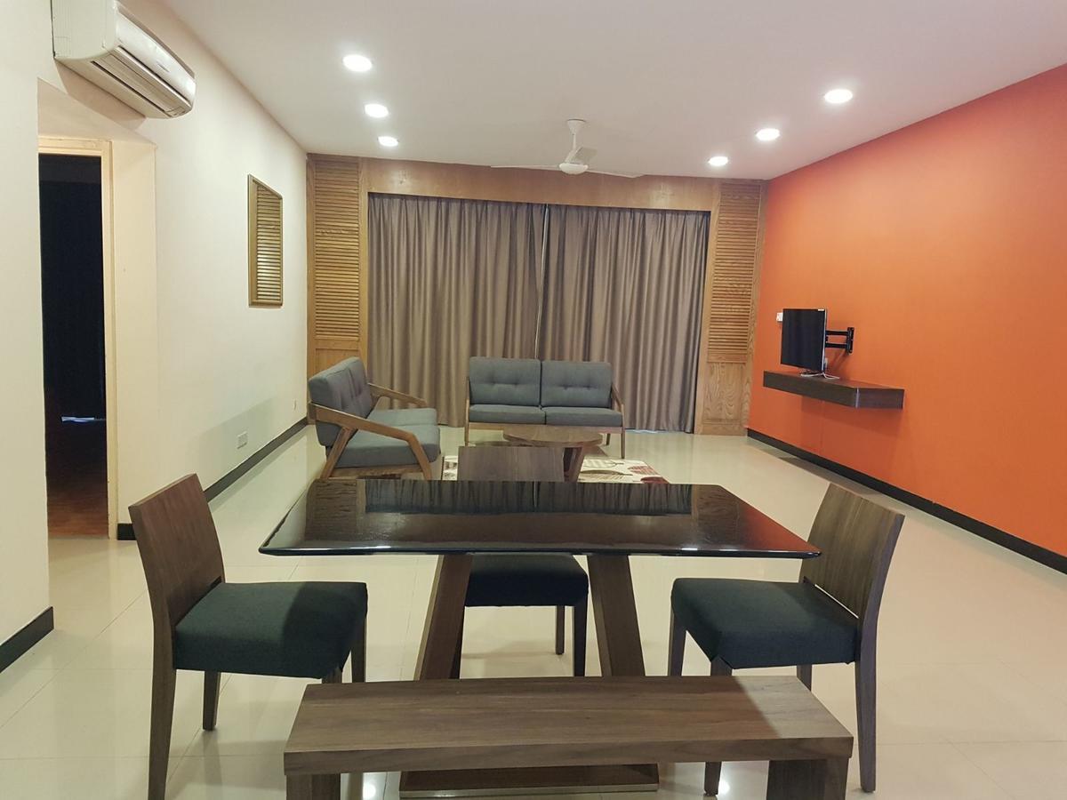 Aranda Country Club Hotel Singapura Luaran gambar
