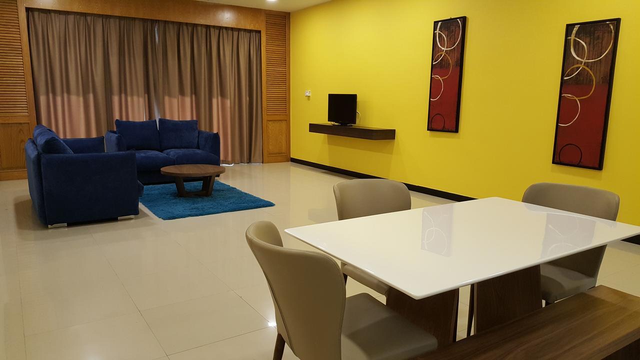 Aranda Country Club Hotel Singapura Luaran gambar